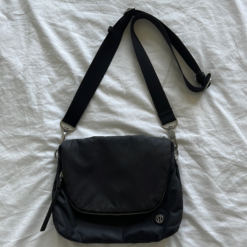 Lululemon Black Crossbody Bag
